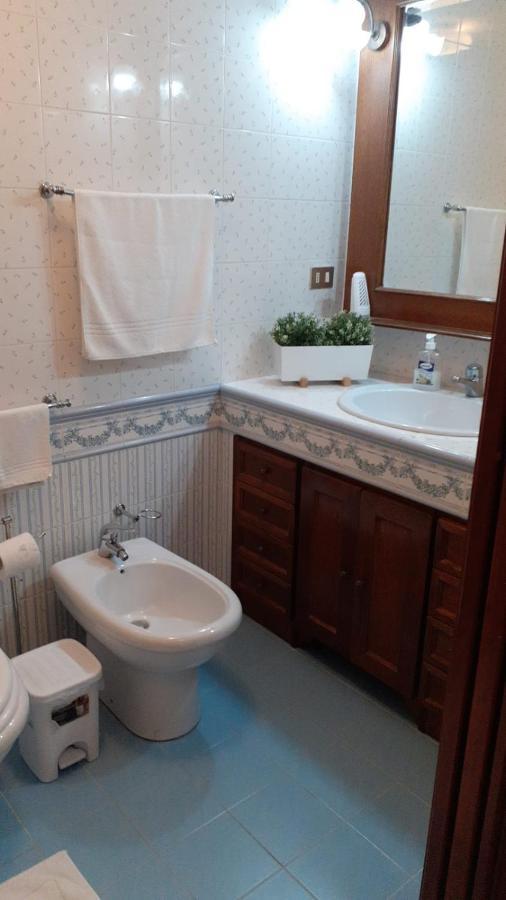 Casa Vacanze Chiara Теразини Екстериор снимка