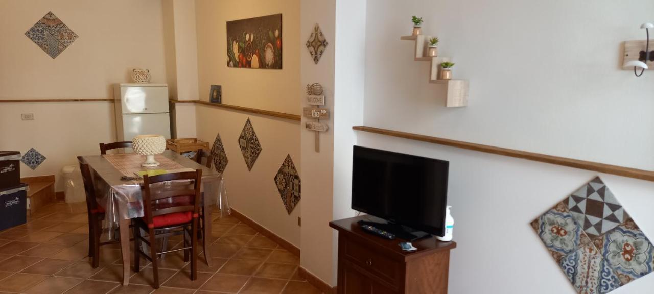 Casa Vacanze Chiara Теразини Екстериор снимка