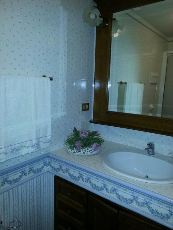 Casa Vacanze Chiara Теразини Екстериор снимка
