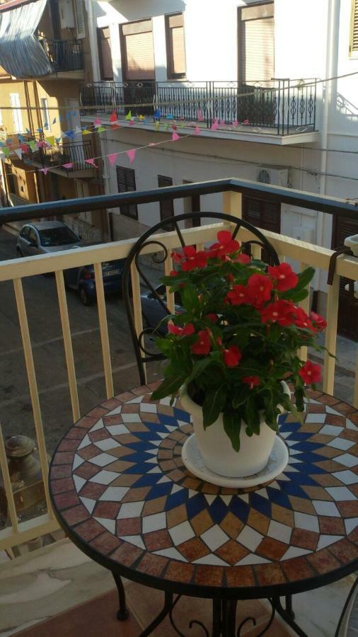 Casa Vacanze Chiara Теразини Екстериор снимка